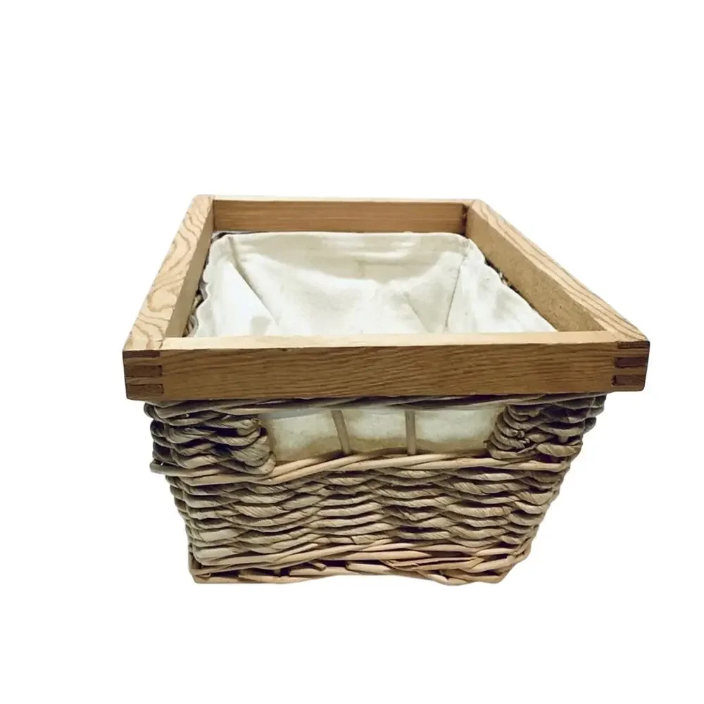 Preloved small straw